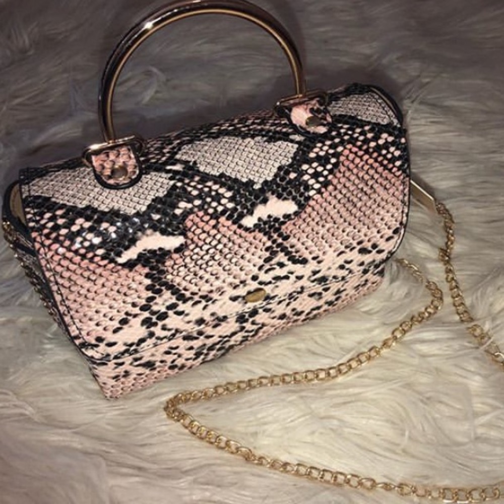 Snake skin should bag